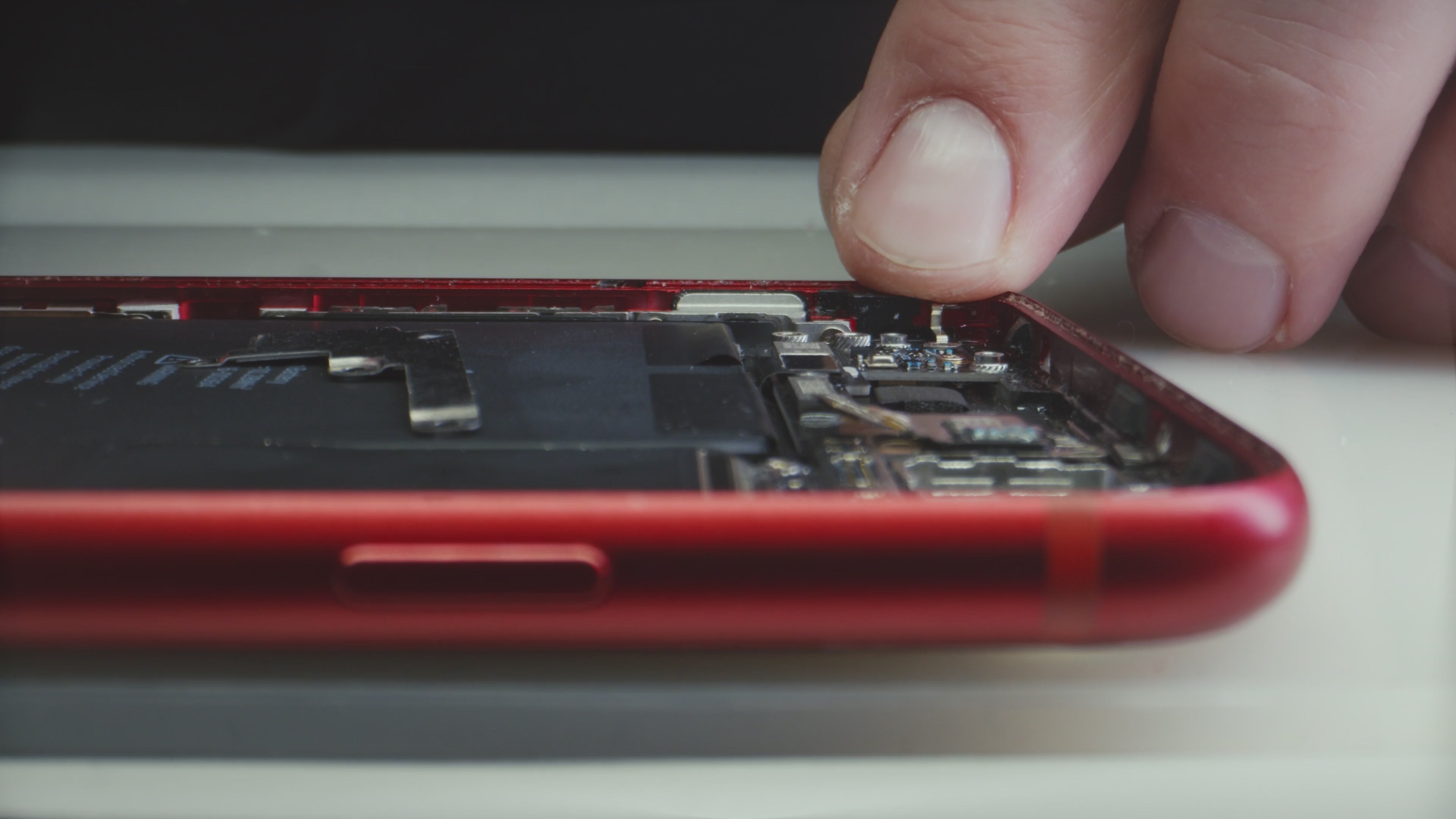 ServiPhone vídeo reparación móvil